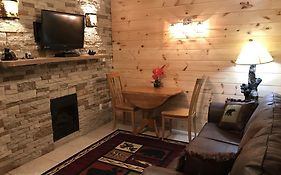 Downtown Gatlinburg Apartment